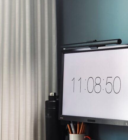 Simple Tips for Organizing Your Home Office to Boost Productivity and Comfort